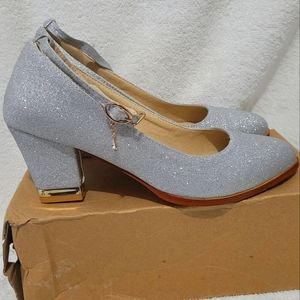 Silver HighHeels